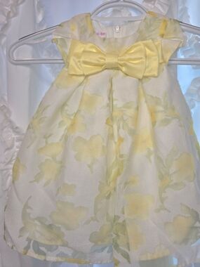 Lovely Bonnie Jean spring 6-9 month baby dress